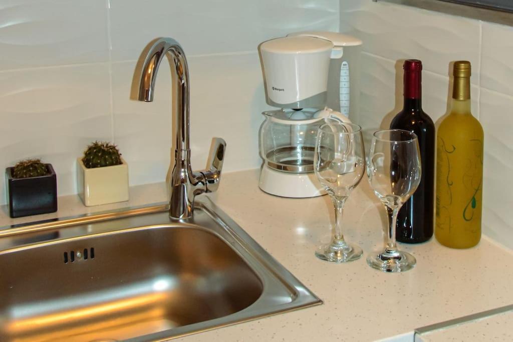Cozy And Comfortable Apartment In Athens Center Екстер'єр фото
