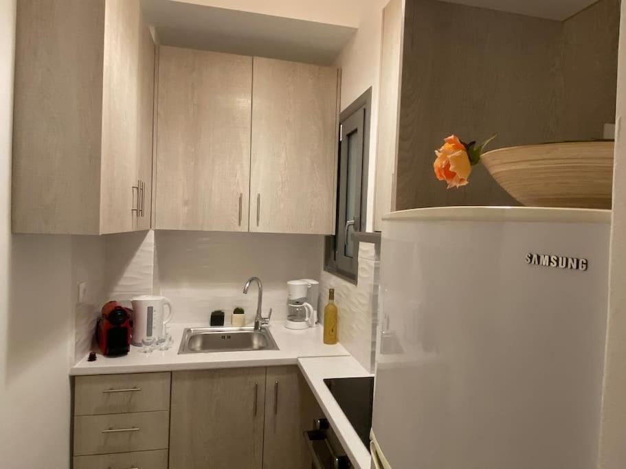 Cozy And Comfortable Apartment In Athens Center Екстер'єр фото