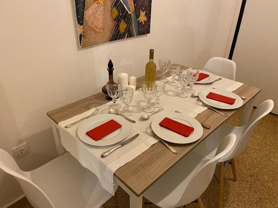 Cozy And Comfortable Apartment In Athens Center Екстер'єр фото